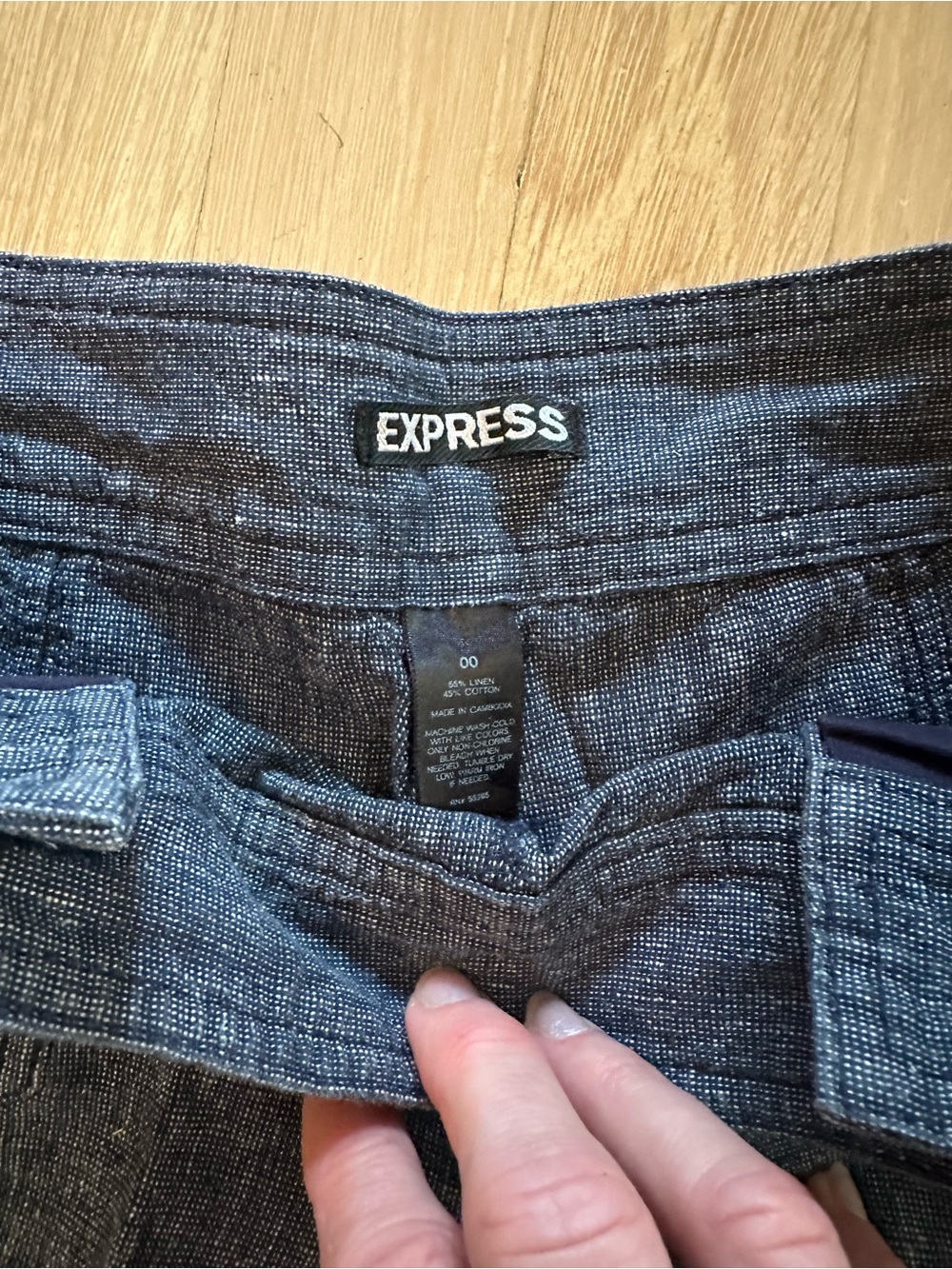 Express,
Shorts! - Picture 2 of 3
